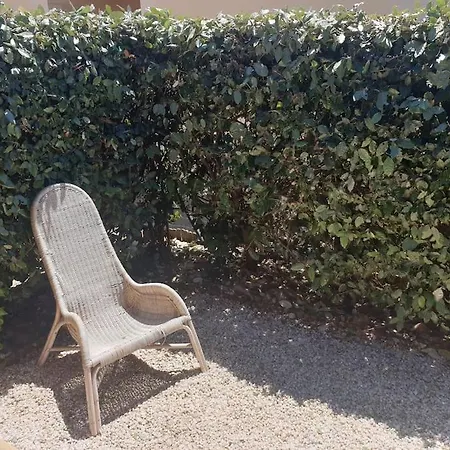 Apartment Avec Jardin Proche De La Mer Narbonne Plage