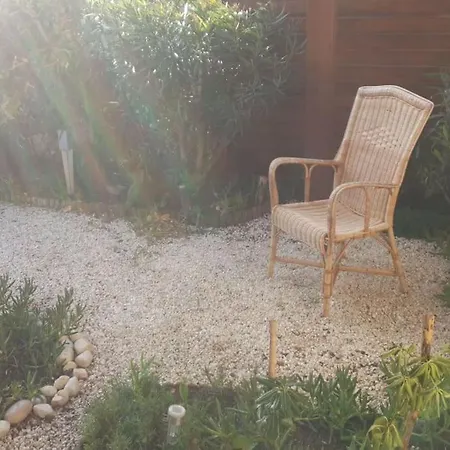 Apartment Avec Jardin Proche De La Mer *